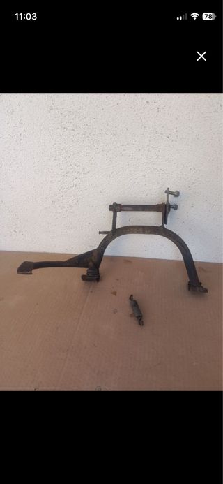 Caballete Honda X8R 50.