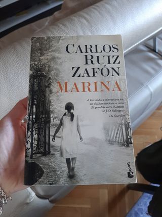 Marina (Spanish Edition)
