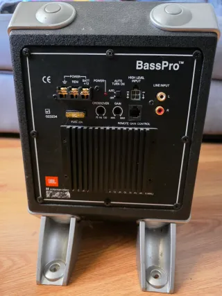 Subwoofer JBL BassPro