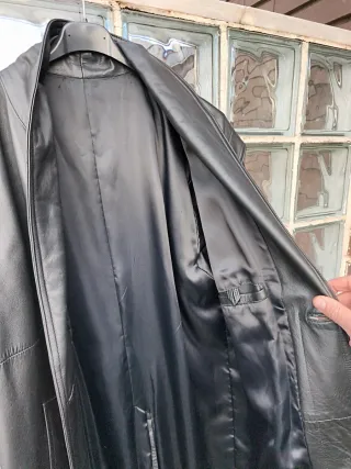 Abrigo largo vintage de piel negro