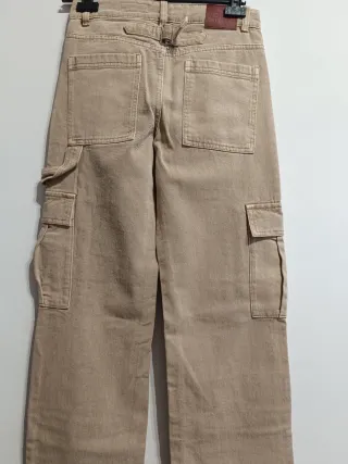 Pantalón cargo beige nuevo