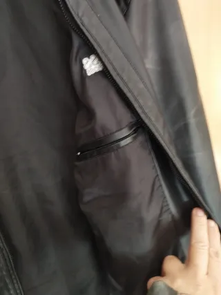 Cazadora Hugo Boss Negra