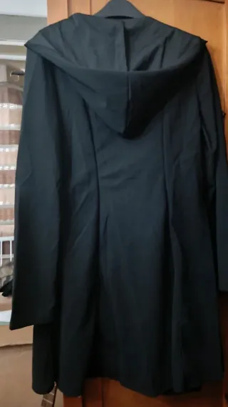 Levita gótica negra nueva