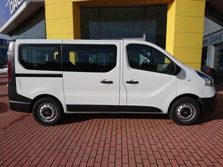 RENAULT Trafic Passenger Energy Blue dCi 145CV