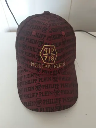 Gorra Philipp Plein Negra y Roja