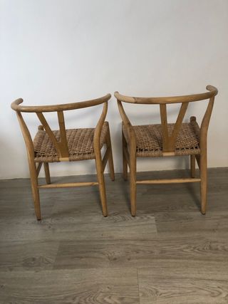 2 Sillas Wishbone Rattan y Madera,