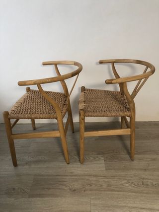 2 Sillas Wishbone Rattan y Madera,