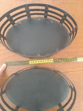 Juego de 4 cestas metálicas negras Estilo rustico.