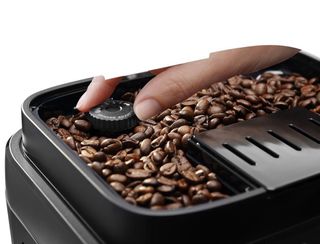 Cafetera automática DeLonghi Magnifica Evo