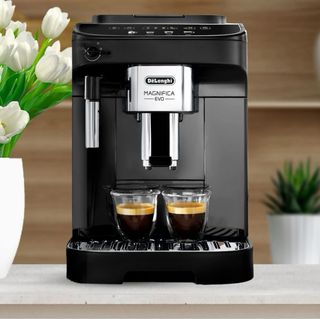 Cafetera automática DeLonghi Magnifica Evo