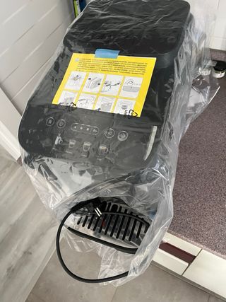 Cafetera automática DeLonghi Magnifica Evo