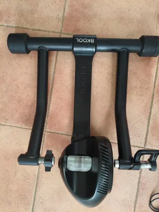 Rodillo Bkool Trainer + Simulator