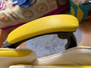 Cadeira Gaming Amarela e Branca