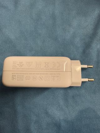 Cargador Apple MacBook 70w