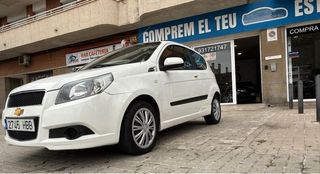 Chevrolet Aveo pegatina C de la DGT