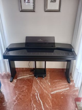 Piano Digital Yamaha Clavinova CVP-55