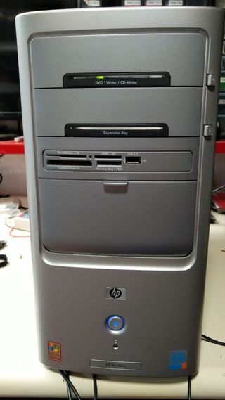 PC Desktop HP Pavilion Pentium 4 2GB RAM