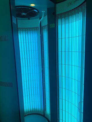 Cabina Rayos UVA AVISA - Muy buen estado