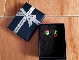 Pendientes Grinch hipoalergénicos acero quirúrgico