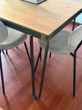 Mesa industrial madera y metal + 6 sillas