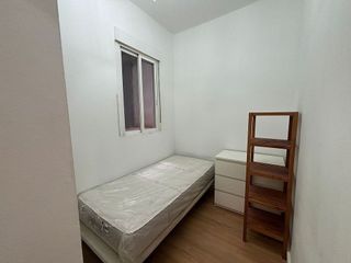 Piso en alquiler en Palos de Moguer en Madrid