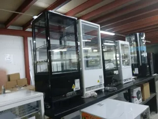 Vitrina expositora refrigerada