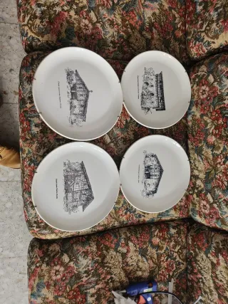 Juego 4 Platos Decorativos Arquitectura