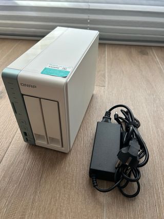 QNAP TS-251A NAS Doble Núcleo 1.6GHz