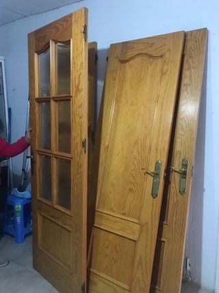 Puertas de madera maciza