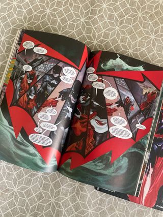 BATWOMAN (DC Cómics)