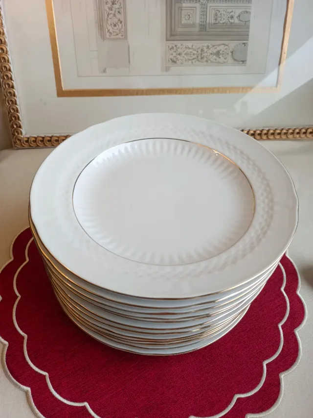 12 Platos Llanos Porcelana Dorados