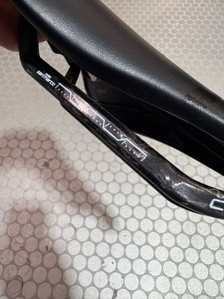 Sillín SELLE SAN MARCO SHORTFIT CFX Carbon