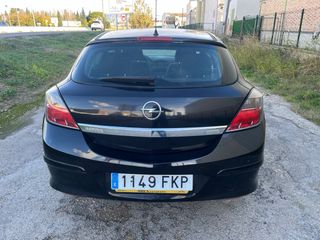 Opel Astra 2007