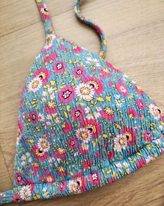 Bikini flores Calzedonia