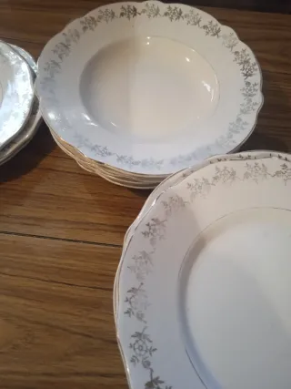 Bajilla antigua con sello