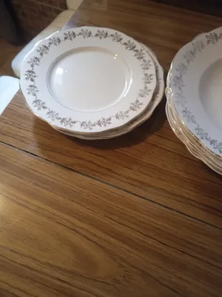 Bajilla antigua con sello