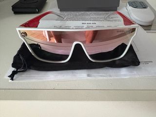 Gafas de sol Quiksilver rosas y blancas