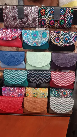 Monedero cartera piel estampado