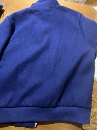 Giacca FC Tokyo nuova con cartellino, taglia M