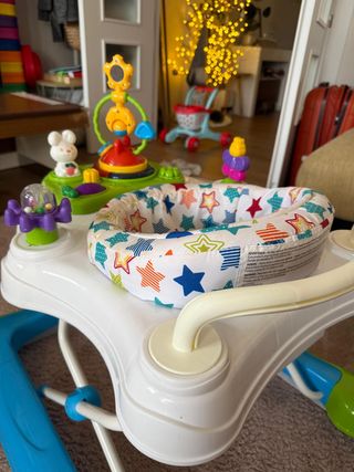 Tacata para bebé con juegos