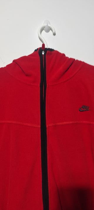 Polar Nike Rojo Vintage con gorro y bolsillos