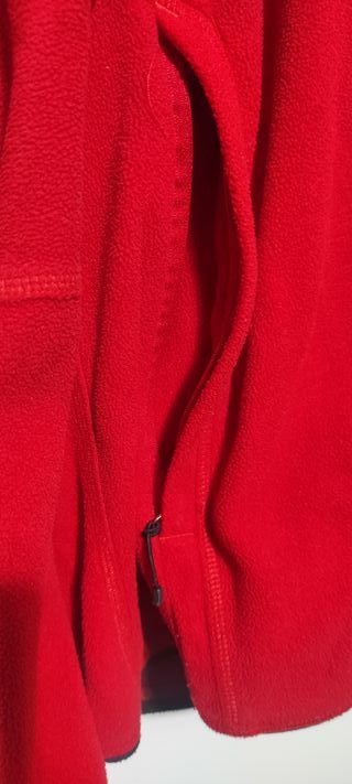 Polar Nike Rojo Vintage con gorro y bolsillos