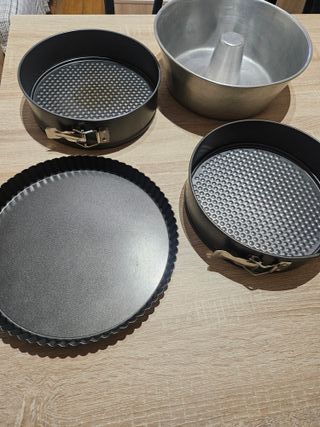 Moldes desmontables 24cm y báscula