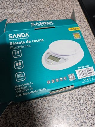 Moldes desmontables 24cm y báscula