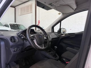 Ford Transit Courier 2019