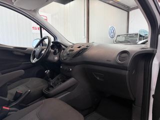 Ford Transit Courier 2019