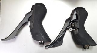 JUEGO DE MANETAS SHIMANO GRX820