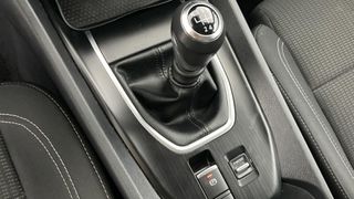 Nissan Qashqai 1.3 DIG-T 140 MHEV acenta