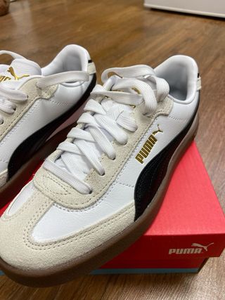 Zapatillas Puma Club Era II Jr Blancas