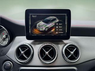 Mercedes-Benz GLA 220D Autom. - !! 51.000 kms !!